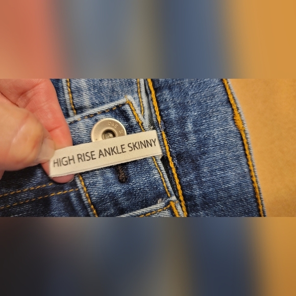 C - Rag & Bone high rise ankle skinny jeans - Picture 5 of 8